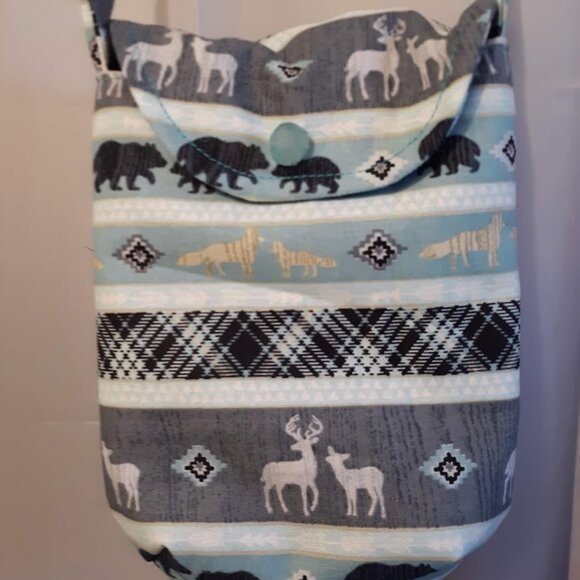 NEW Woodland Creatures Western print Crossbody Pouch Purse bag Flip Top Sling - Picture 1 of 12